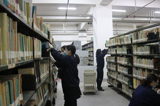 校辦工廠直屬黨支部開展信息咨詢志愿服務(wù)活動(dòng)